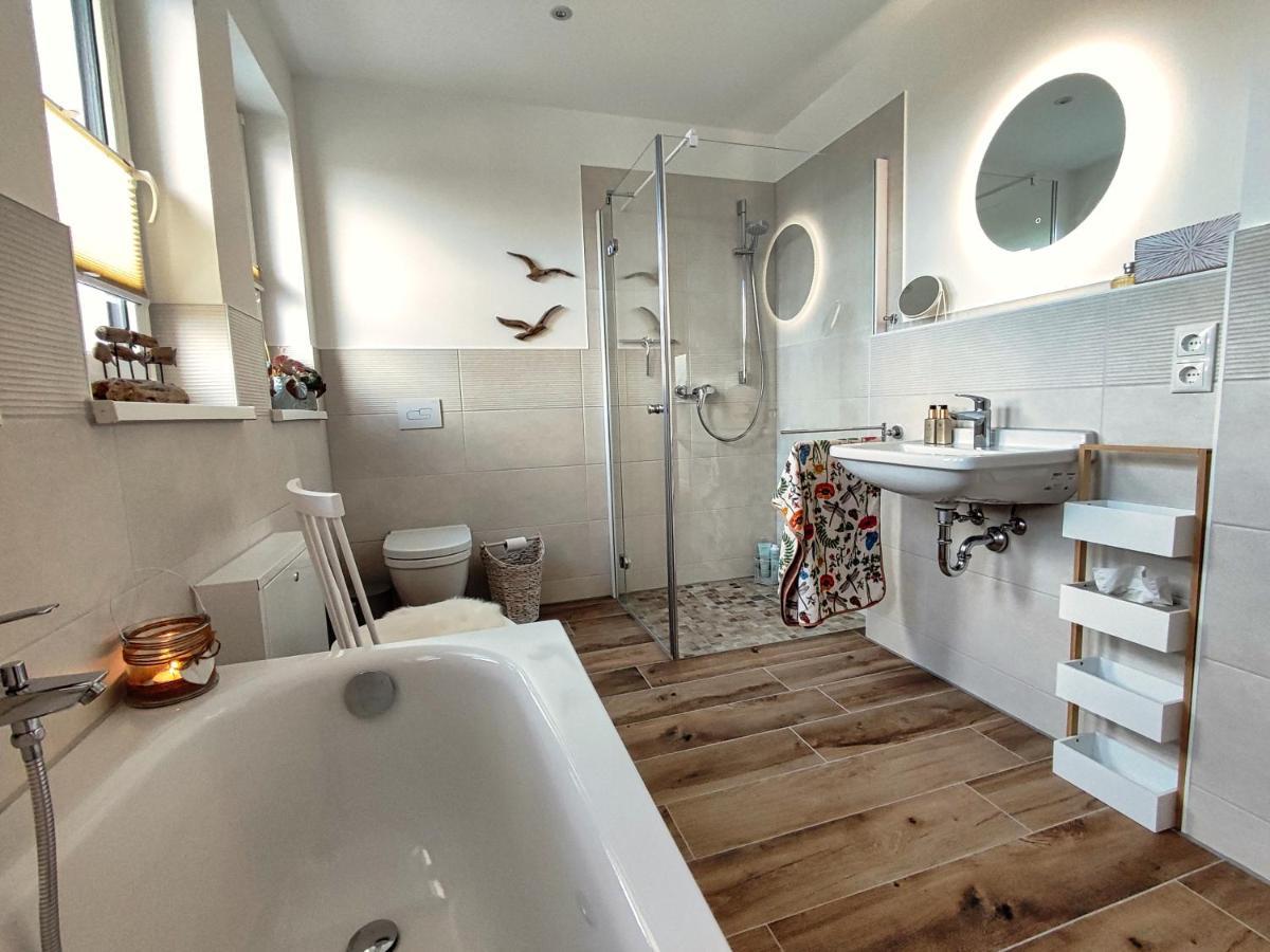 Ferienhaus Zur Oie Bresewitz エクステリア 写真